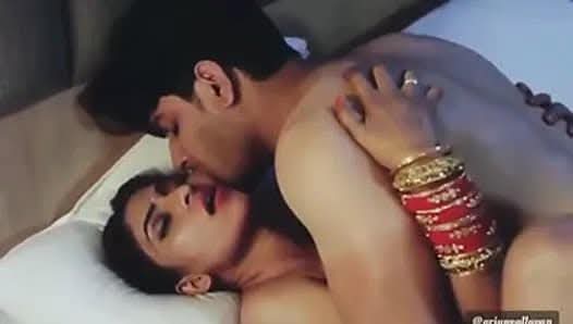 चाचा की बेटी को चोदा