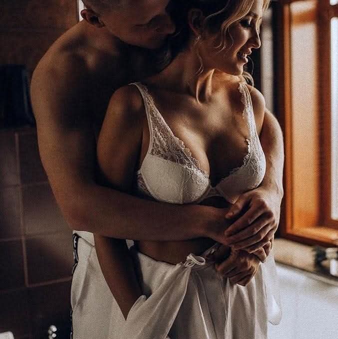 पति ने दोनों छेद को चोद डाला-Wife Anal sex